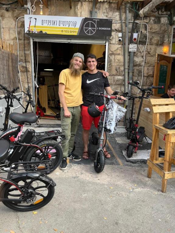 J gorgeous scooter J gorgeous scooter