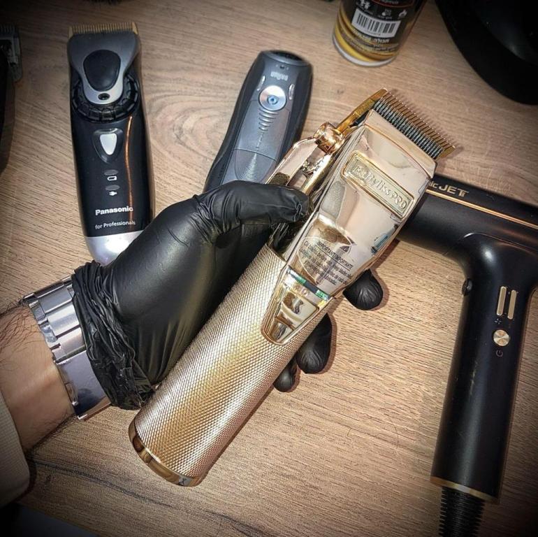 אלחי אדאוי עיצוב שיער אלחי אדאוי עיצוב שיער