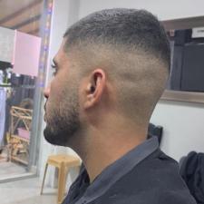 מספרת האחים