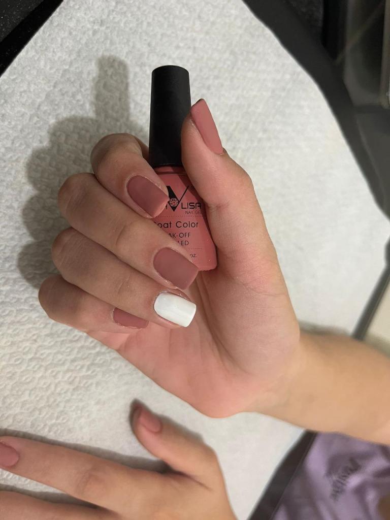 אופק עיצוב ציפורניים אופק עיצוב ציפורניים