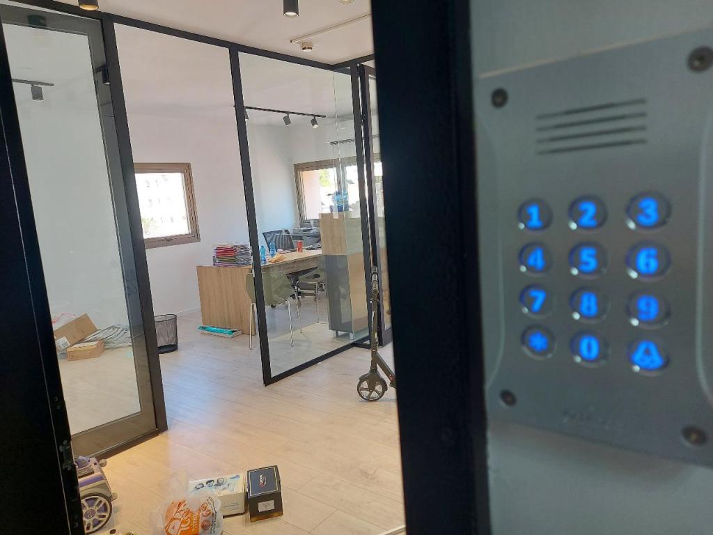 הדר מערכות אבטחה ותקשורת הדר מערכות אבטחה ותקשורת