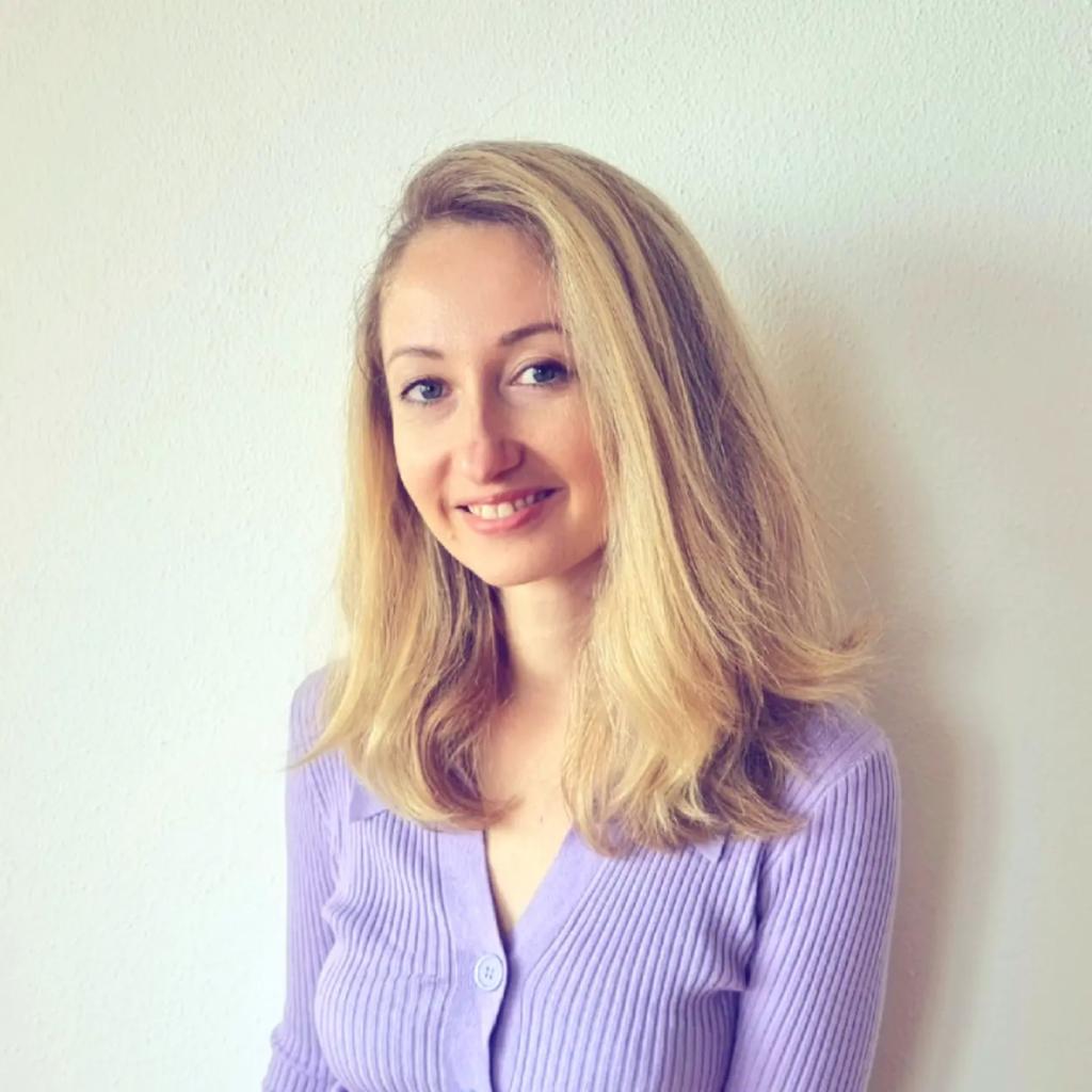 אלכסנדרה פישמן אלכסנדרה פישמן