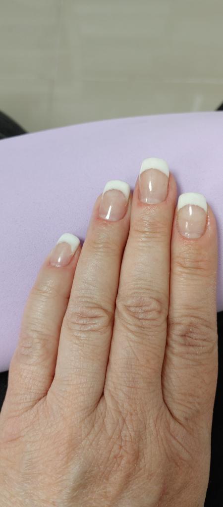 בציפורניים שלופות בציפורניים שלופות