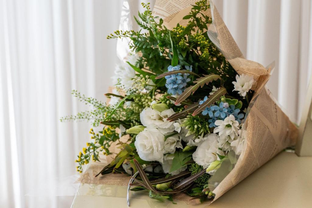 פרחים אצל איילת פרחים אצל איילת