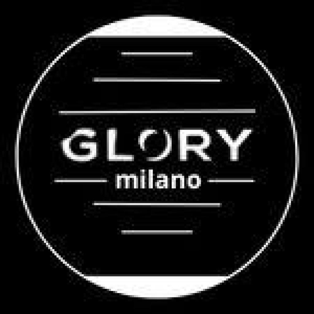 מתלבשים גלורי מילאנו מתלבשים גלורי מילאנו