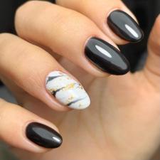 Nails by Sagit
