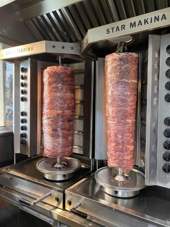 שאוורמה התאומים שאוורמה התאומים