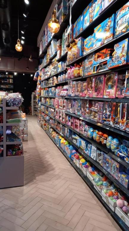 סוויט אנד טויז סוויט אנד טויז