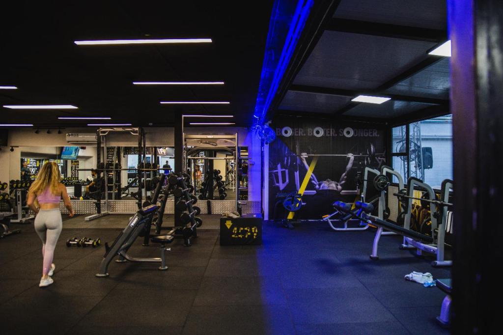 חדר כושר iFIT חדר כושר iFIT