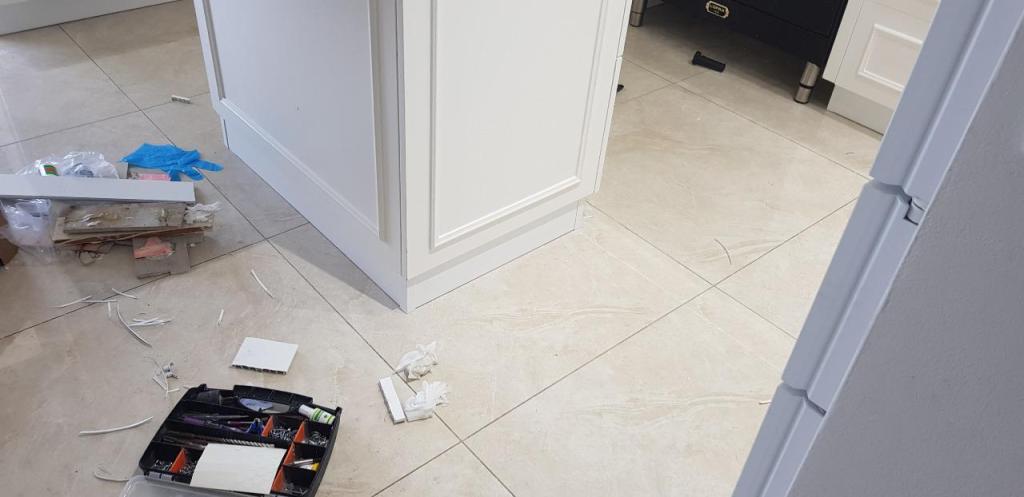 בני התקנות והנדימן בני התקנות והנדימן