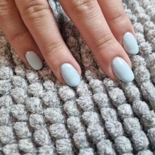 Noya's magic nails