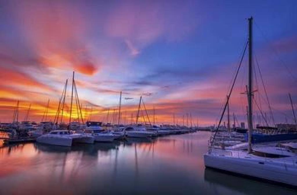 Marina Yacht Massage Marina Yacht Massage