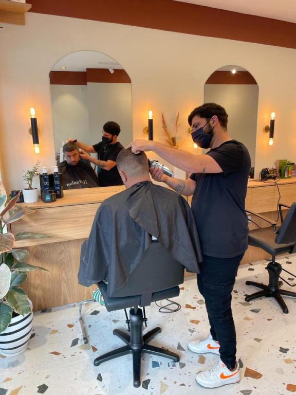 Jon's Hair Boutique Jon's Hair Boutique