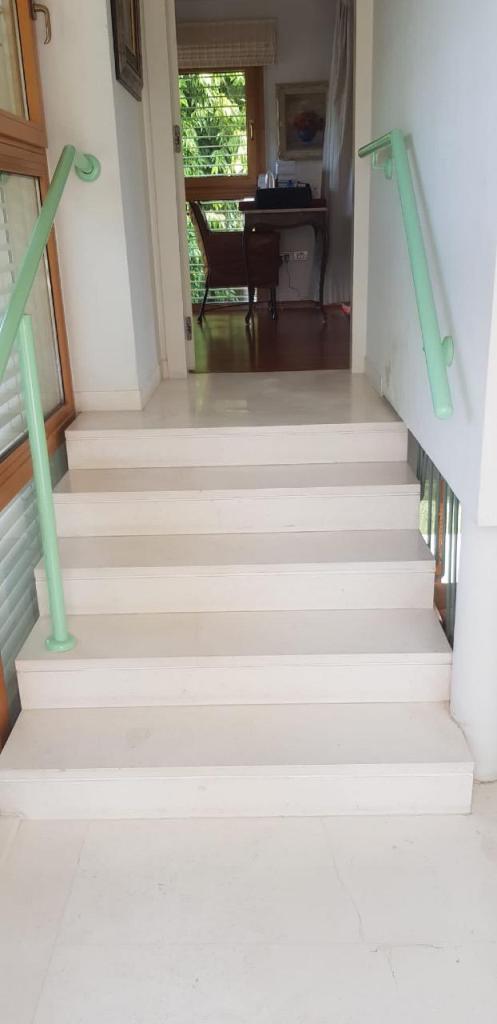 לילך בכור עיצובי מתכת לילך בכור עיצובי מתכת