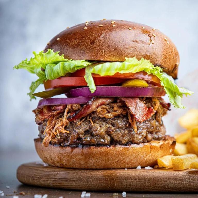 Munch burger Munch burger