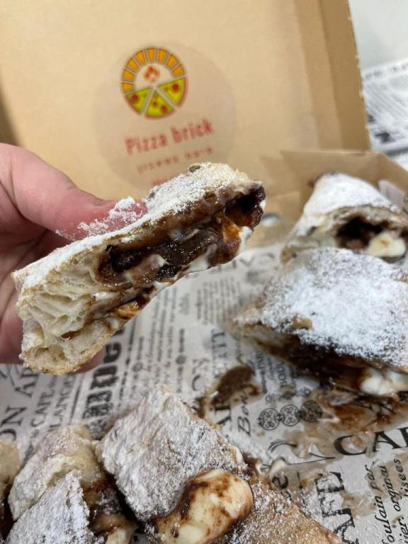 פיצה בריק פיצה בריק