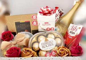 Shay lee gifts r