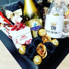Shay lee gifts r