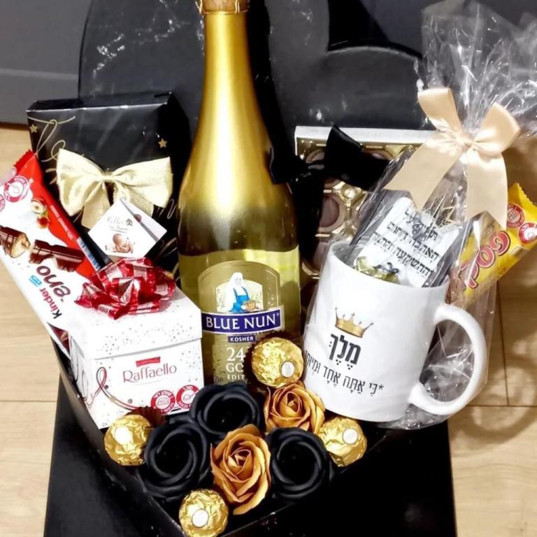 Shay lee gifts r Shay lee gifts r