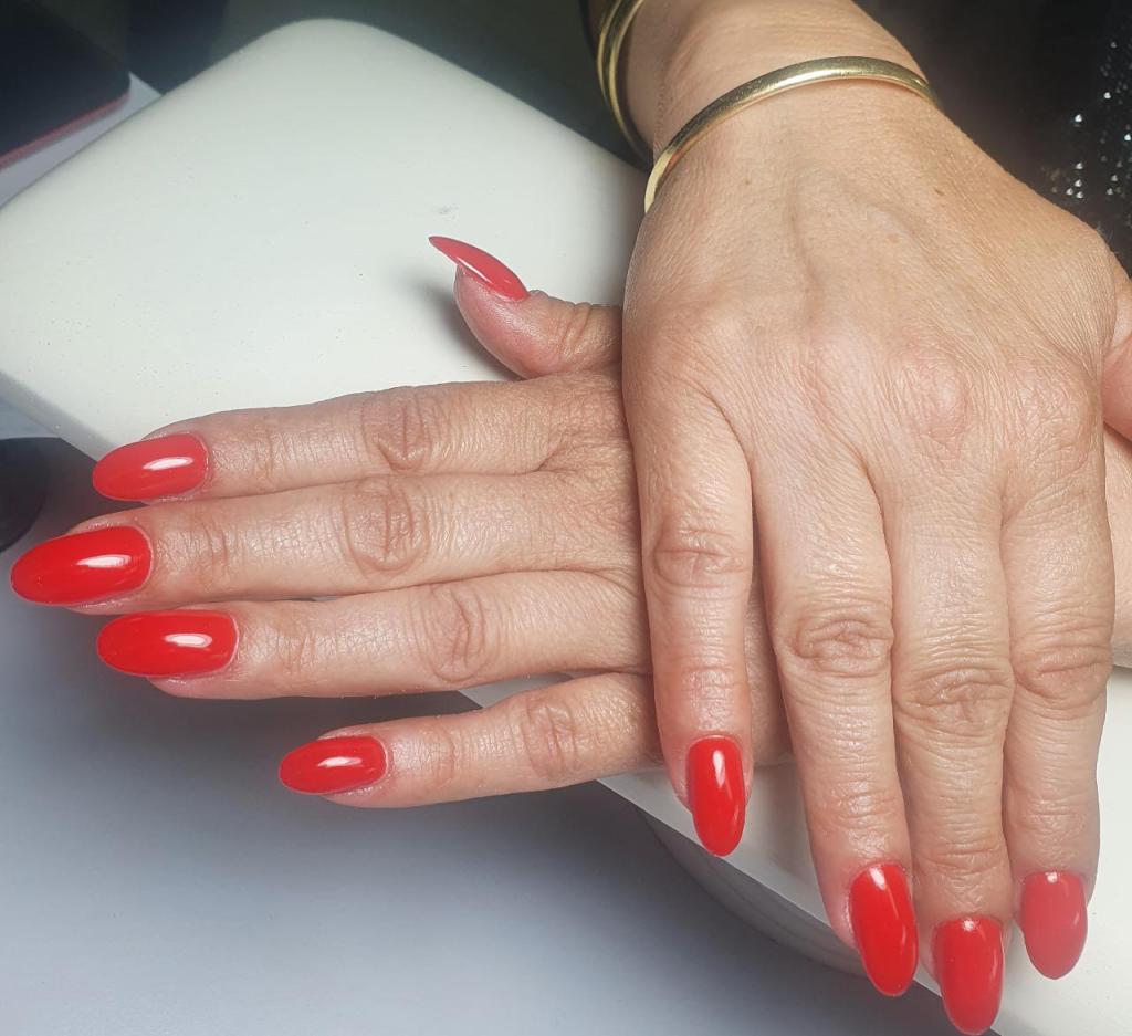 Rinat nail studio Rinat nail studio