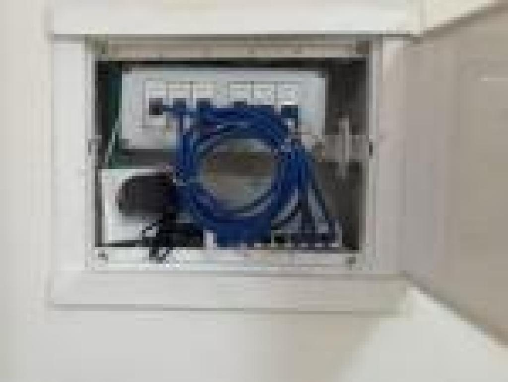 אגם פתרונות תקשורת אגם פתרונות תקשורת