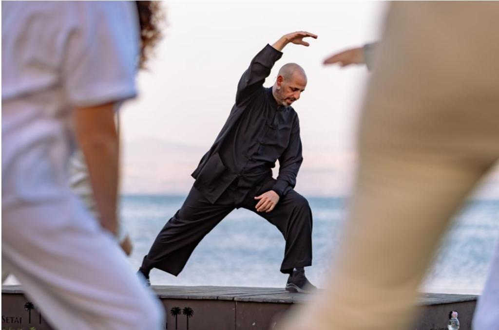 ''לגעת באמת'' מורה מטפל ''לגעת באמת'' מורה מטפל