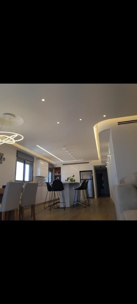 אוראל שיפוצים ופרויקטים אוראל שיפוצים ופרויקטים