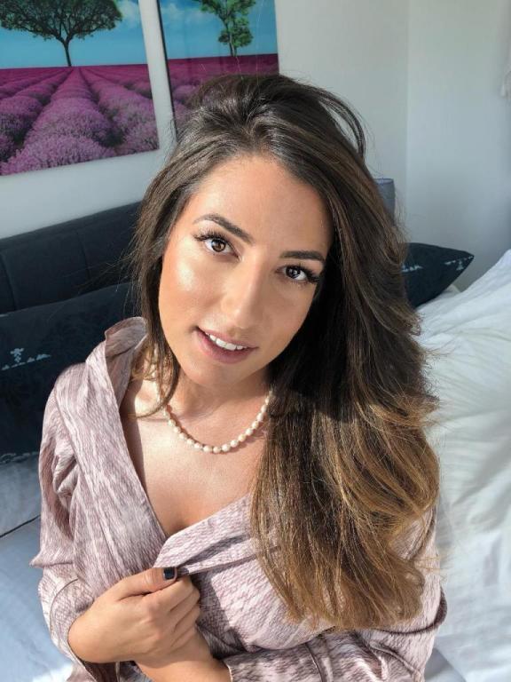 אדר ספאיה אדר ספאיה