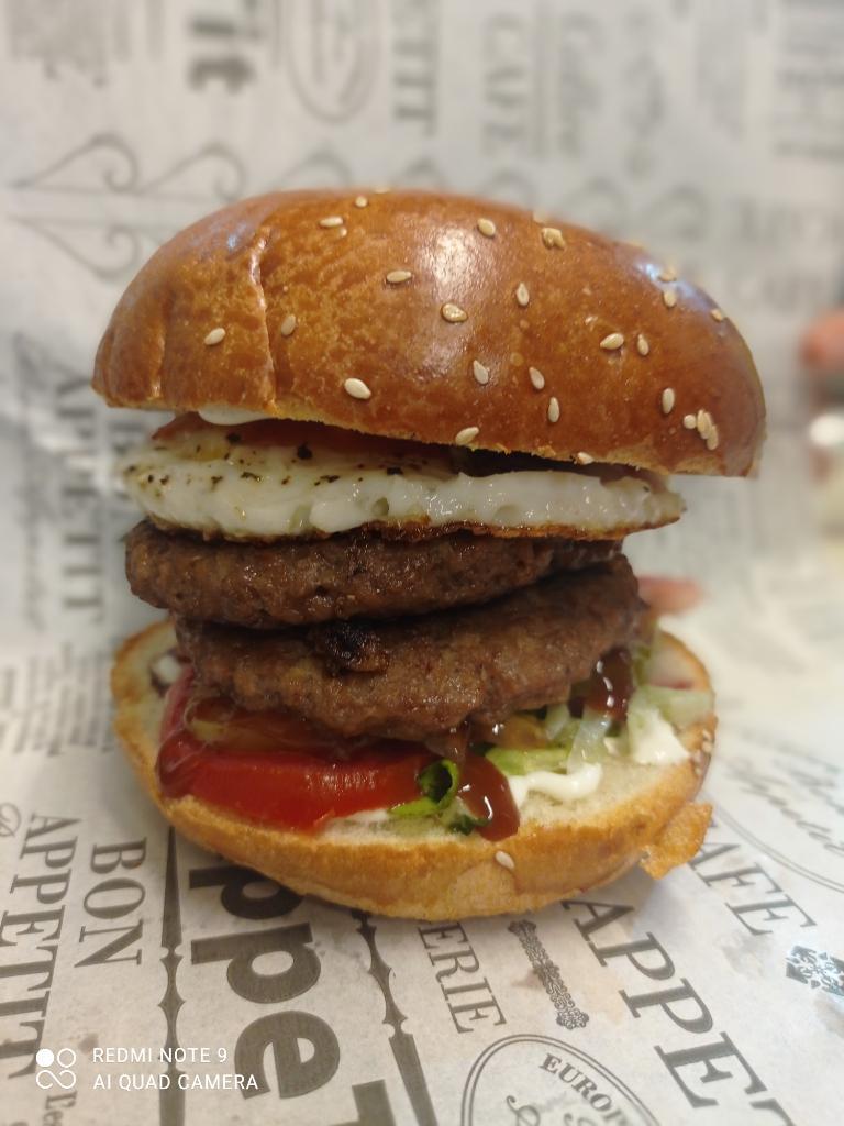 שורלה אוכלים על הדרך שורלה אוכלים על הדרך