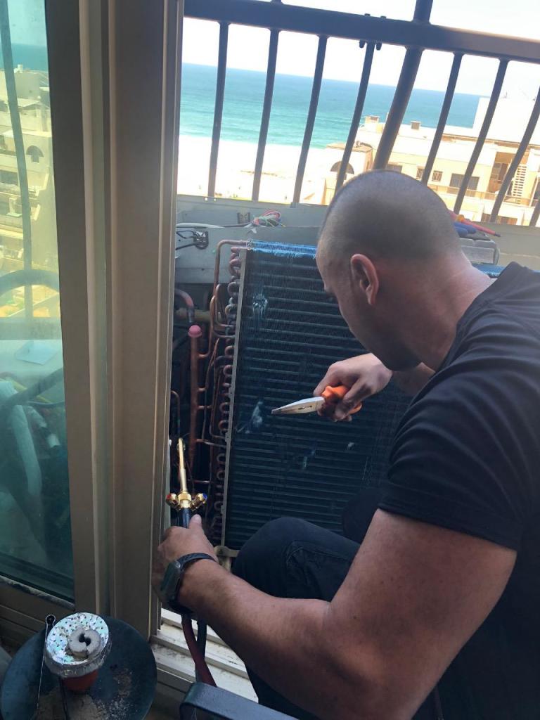 D.M שרות תיקון מזגנים D.M שרות תיקון מזגנים