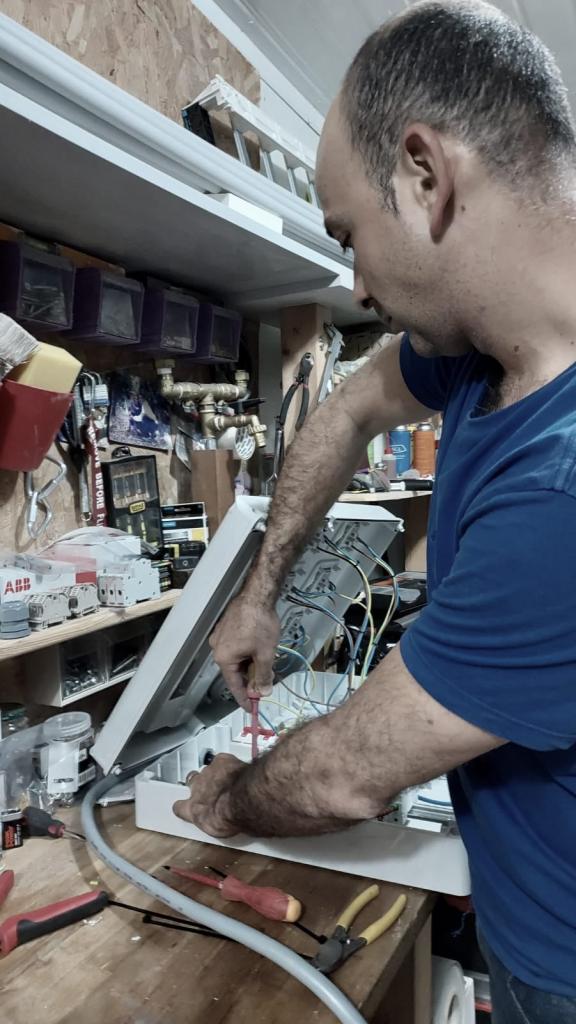 איליה הנדסת חשמל איליה הנדסת חשמל