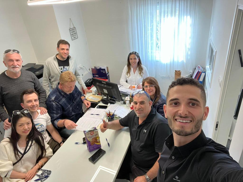 טינר בן דוד טינר בן דוד