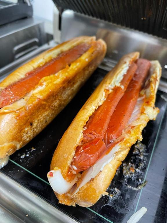 פונדק הנקניק פונדק הנקניק