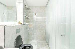 Colors Suites