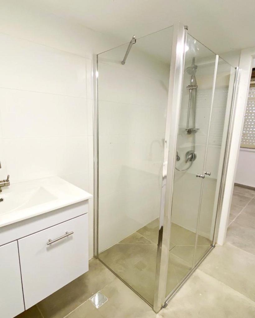 מקלחונים פלוס מקלחונים פלוס