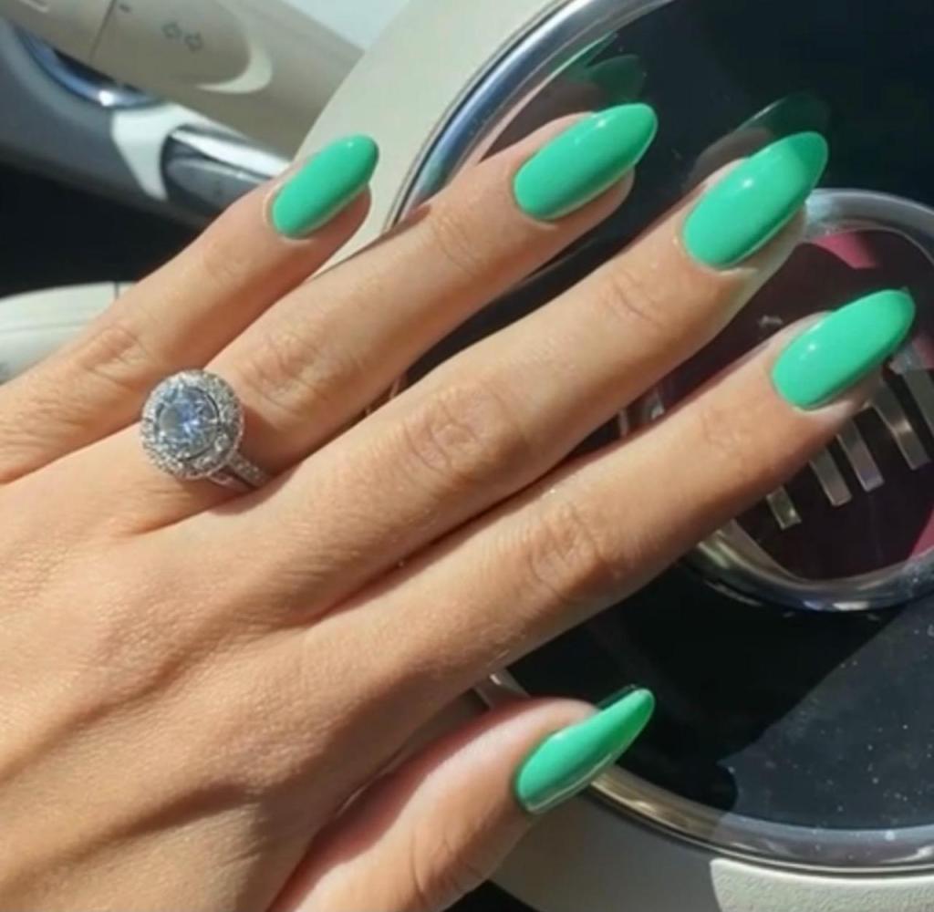 שרון יוגב שרון יוגב