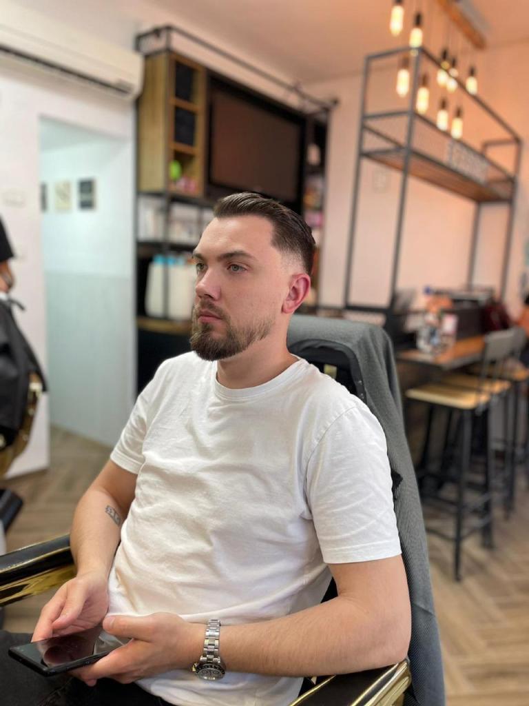 BEN LUGASI HAIRSALON BEN LUGASI HAIRSALON