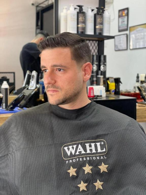 BEN LUGASI HAIRSALON BEN LUGASI HAIRSALON