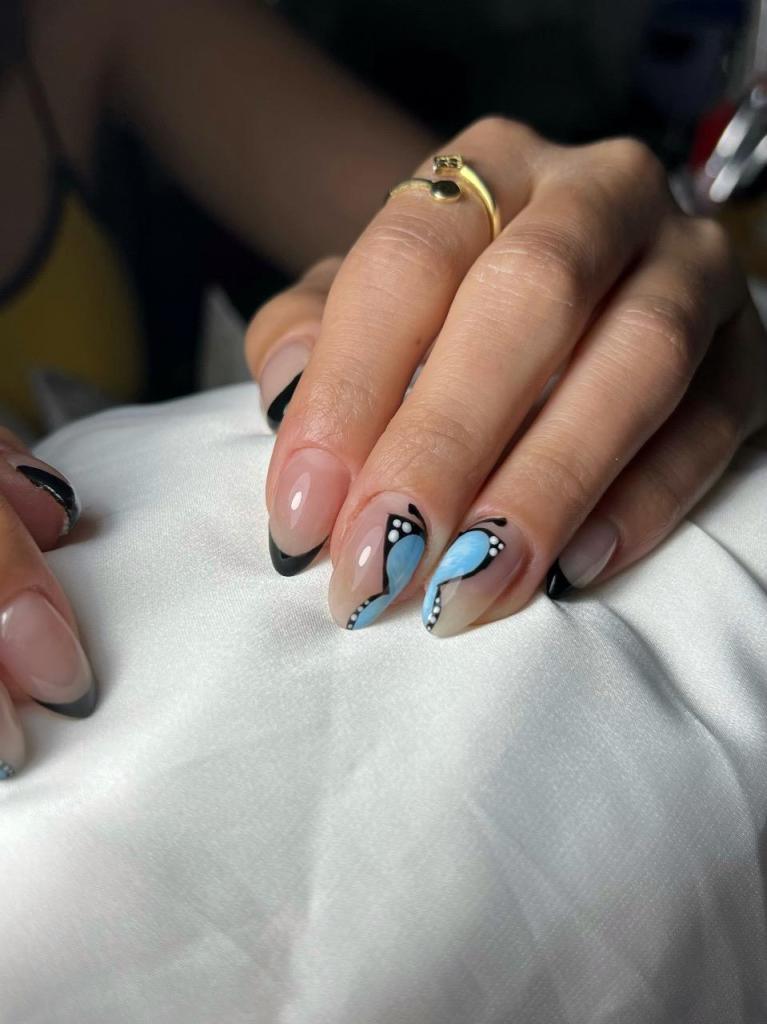 שובל צברי בונת ציפורניים שובל צברי בונת ציפורניים