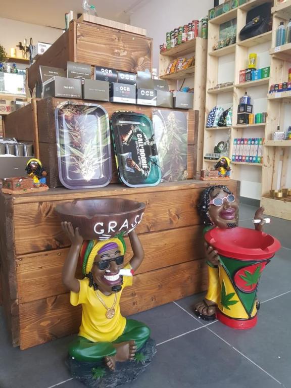 באדיס סמוק שופ באדיס סמוק שופ