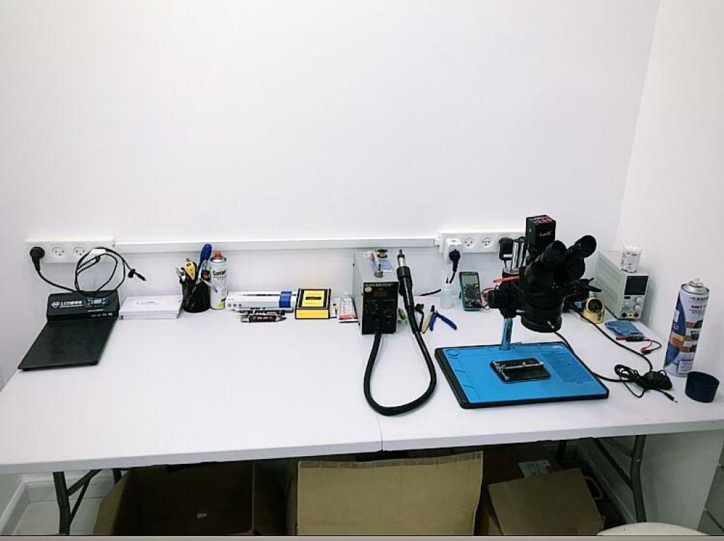 מרכז הסלולר והמחשב מרכז הסלולר והמחשב