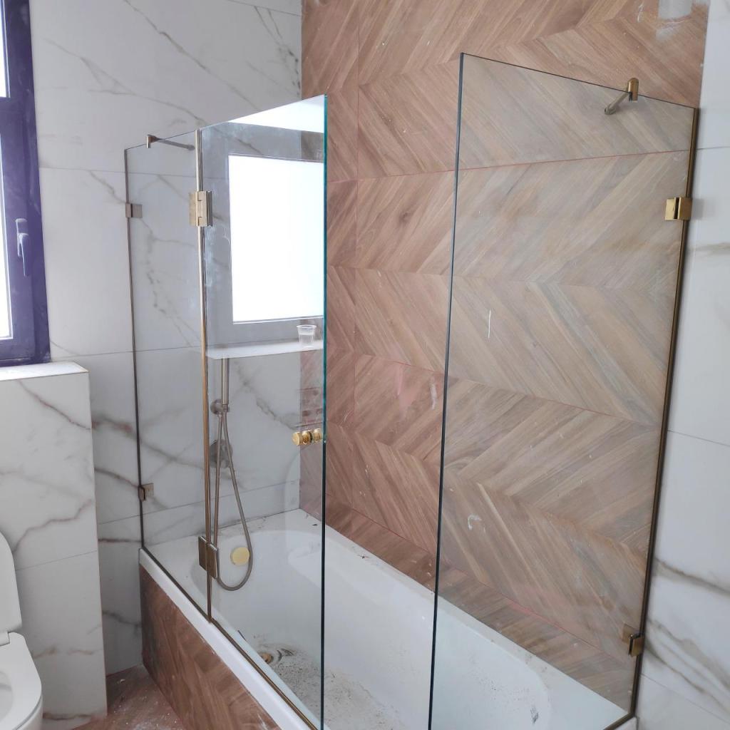 יוניק מקלחונים יוניק מקלחונים