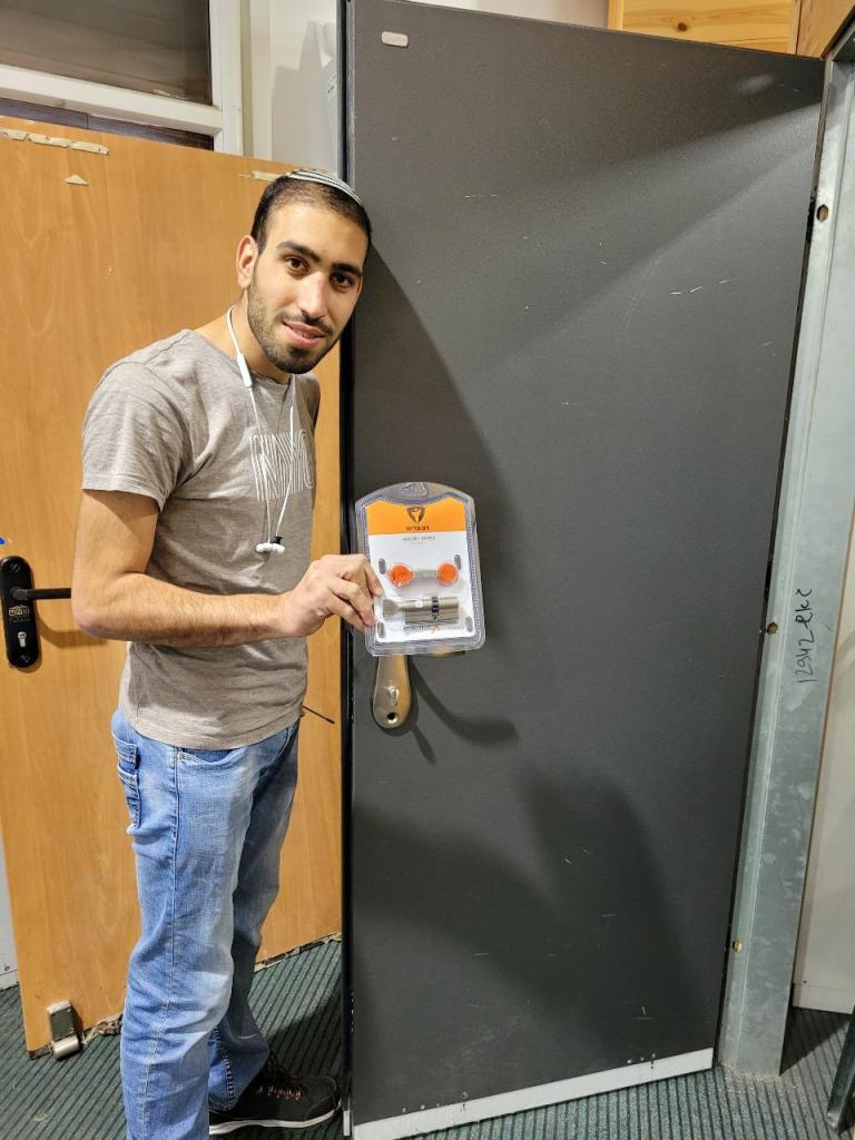 קליק בצ'יק מנעולים קליק בצ'יק מנעולים