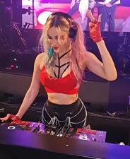 Dj Alena Apollonova