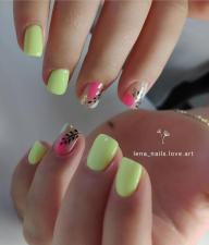 lena nails love art