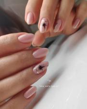 lena nails love art