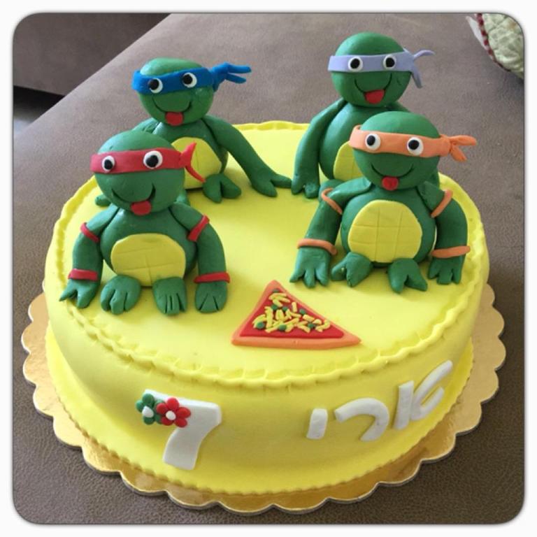 איילת עוגות מעוצבות איילת עוגות מעוצבות