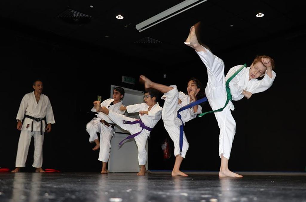 מועדון קהילתי שפינוזה מועדון קהילתי שפינוזה