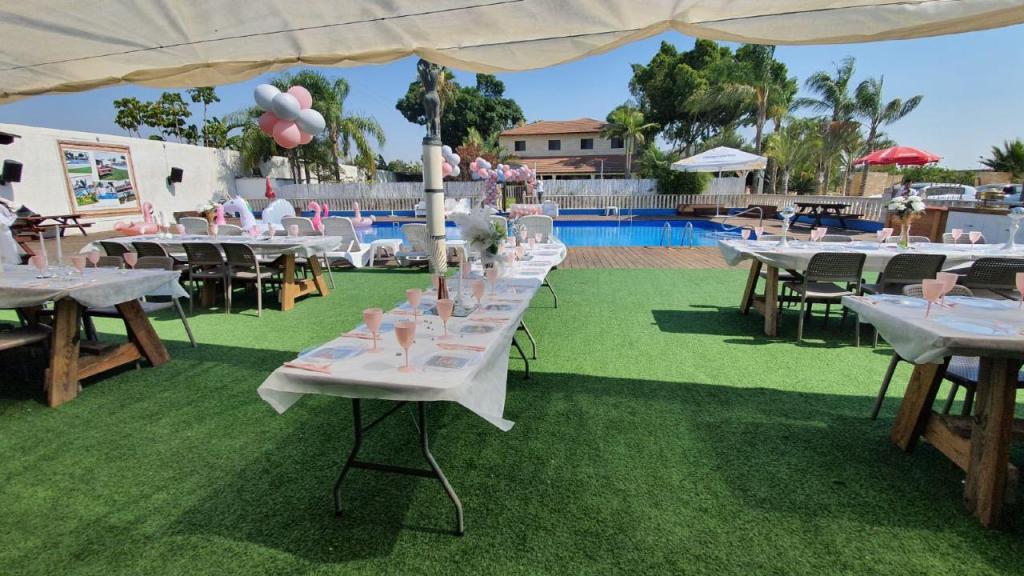 אחוזה בכפר אחוזה בכפר