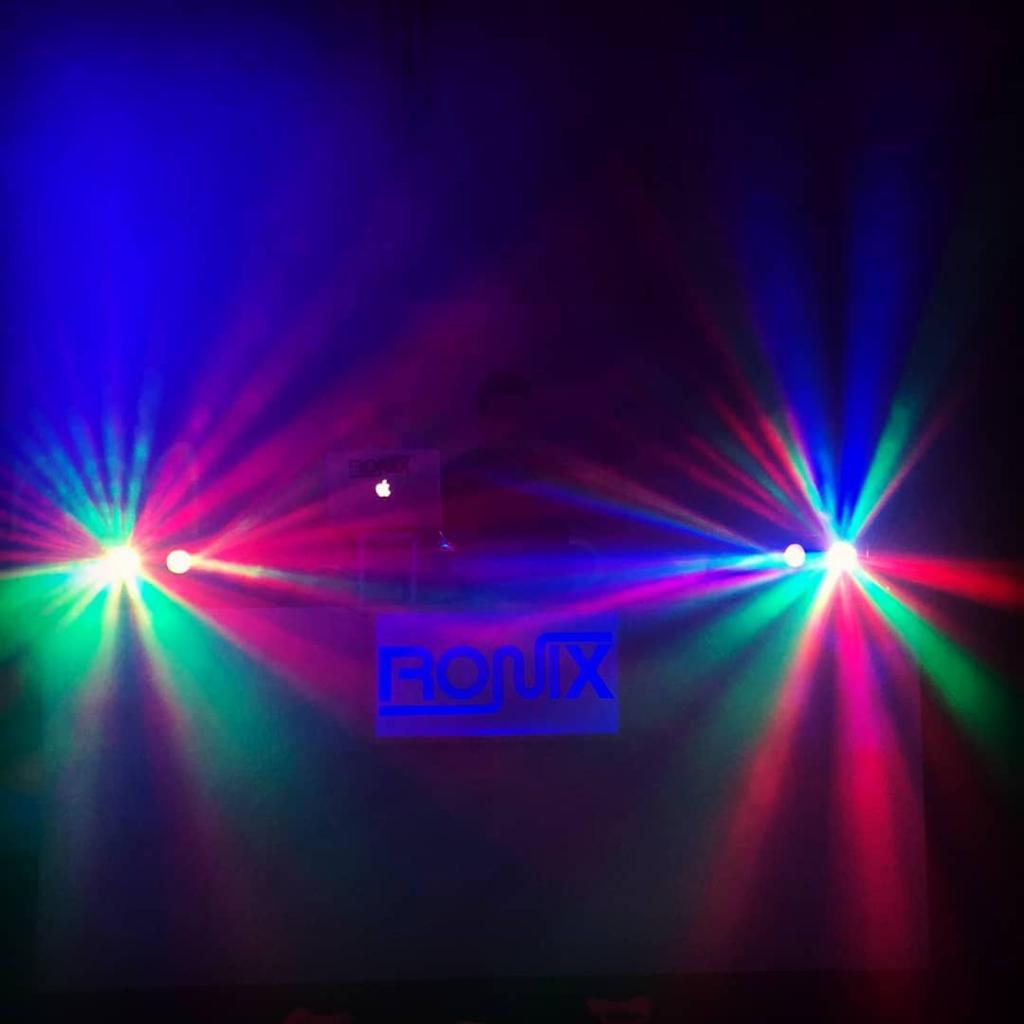 די.ג'יי רוניקס שירותי מוסיקה די.ג'יי רוניקס שירותי מוסיקה